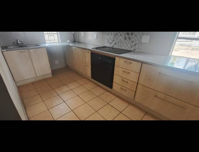 3 BEDROOM HOUSE FOR SALE IN BOOYSENS